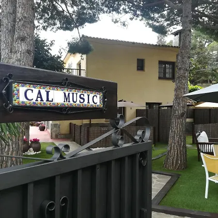 Cal Music 4*