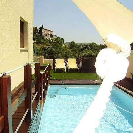 Couette-café Cal Music 4*